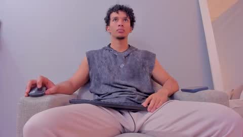 Dominick Star online show from October 29, 3:53 am