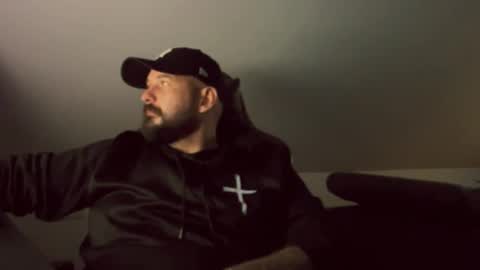 donchriiis online show from October 27, 5:10 am