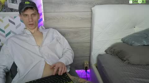 Nikon online show from April 12, 8:10 pm