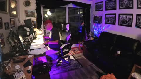 dopeleaf2 online show from December 24, 10:17 pm