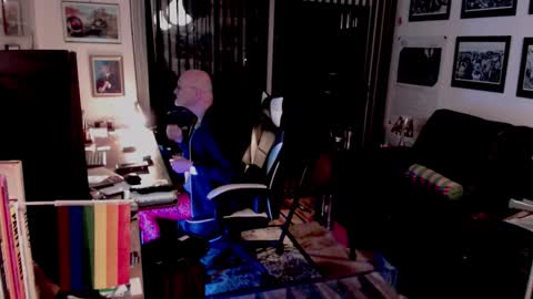 dopeleaf2 online show from February 8, 10:03 pm