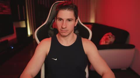 Dorian Reyes online show from April 13, 9:04 pm