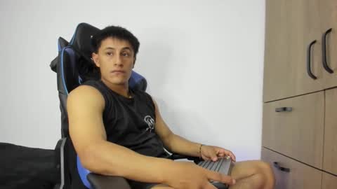 dorman_boy online show from November 27, 4:05 am