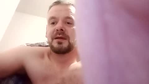 dougdob9 online show from November 29, 7:21 am