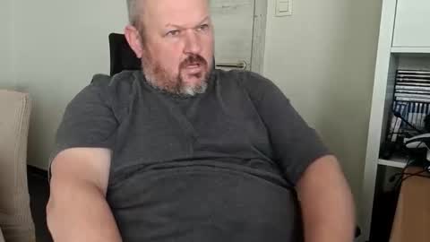 Danny online show from November 4, 12:39 pm