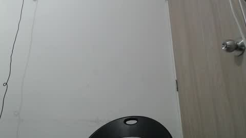 draco_boy2000 online show from December 22, 9:12 pm