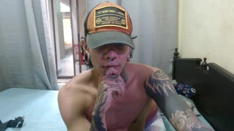 Snapshot of dragon666uwur chatting on January 16, 8:14 pm Dragon online show from January 16, 8:14 pm