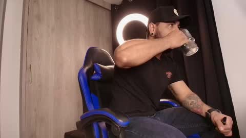 drake jackson11 online show from March 16, 10:41 am