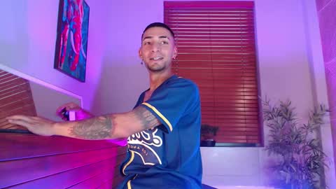 Drake Neuman online show from November 28, 7:49 pm