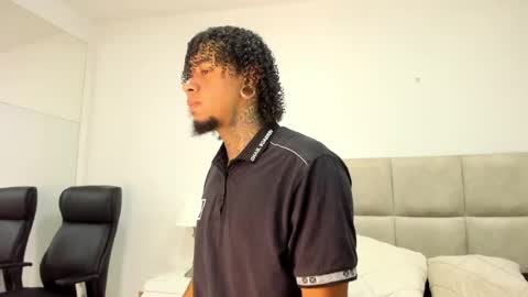 Drake big dick online show from August 1, 12:15 pm