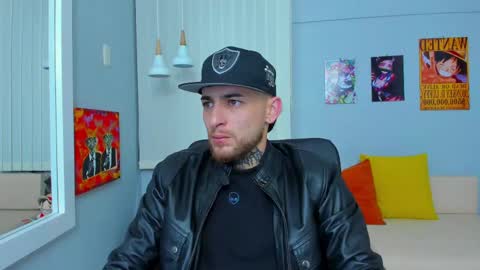 Snapshot of drako_lamar chatting on February 13, 12:32 pm Drako online show from February 13, 12:32 pm