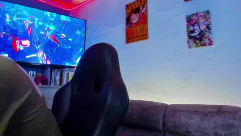 Snapshot of drako_lamar chatting on September 8, 9:58 pm Drako online show from September 8, 9:58 pm