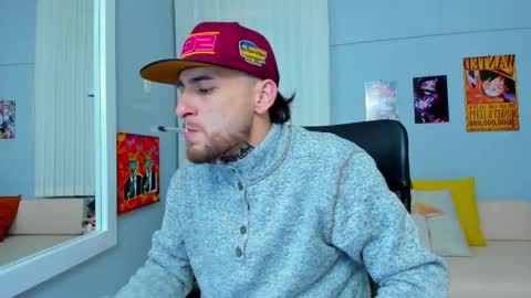 Snapshot of drako_lamar chatting on February 15, 12:54 pm Drako online show from February 15, 12:54 pm
