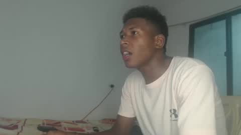 drako_monstercock online show from December 25, 2:57 am