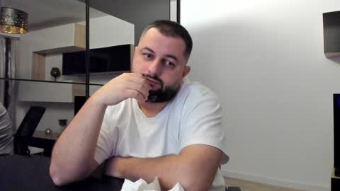 Draven A online show from February 6, 8:56 pm