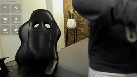 Draven online show from April 16, 11:10 am