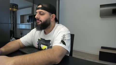 DravenPeak online show from November 28, 11:01 am