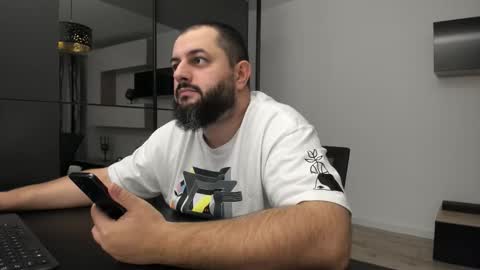 DravenPeak online show from October 1, 5:39 pm