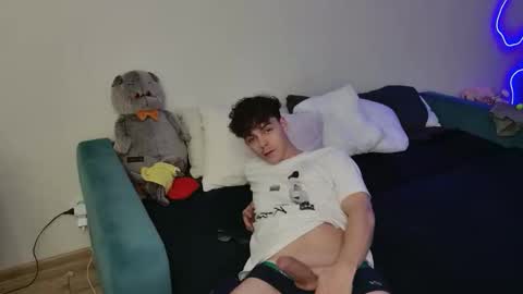 dreamgonetan online show from October 4, 1:05 pm