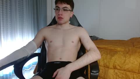 DreamBoy online show from April 3, 12:46 pm