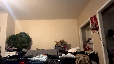 Snapshot of drip7 chatting on September 24, 10:57 am drip7 online show from September 24, 10:57 am