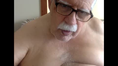 drnick069 online show from February 21, 8:21 pm