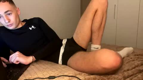 drwkk online show from December 19, 4:42 am