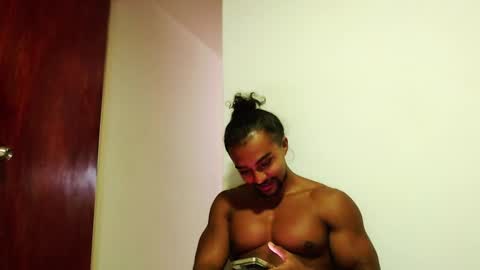 S.K..maorisa98 VIDEOS SEXHARD PPBOY 55TASTEPROTEIN online show from November 16, 12:29 pm