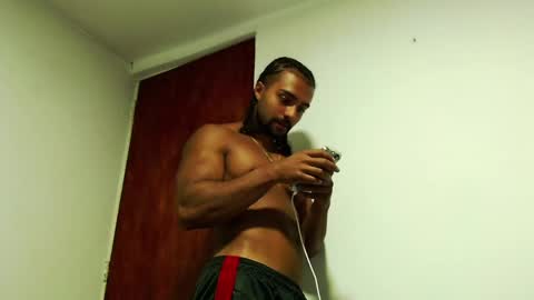 S.K..maorisa98 VIDEOS SEXHARD PPBOY 55TASTEPROTEIN online show from October 8, 1:26 pm