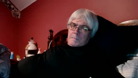 Doug online show from December 24, 9:33 pm