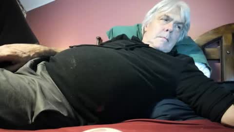 Doug online show from October 18, 2:05 am