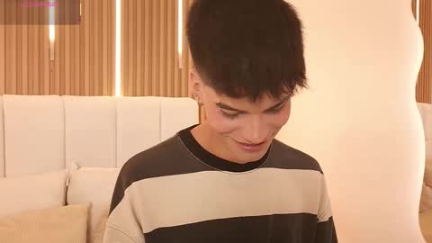 Dulcey online show from March 11, 5:36 am