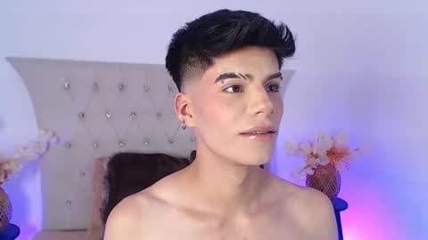 Dulcey online show from January 8, 4:39 am