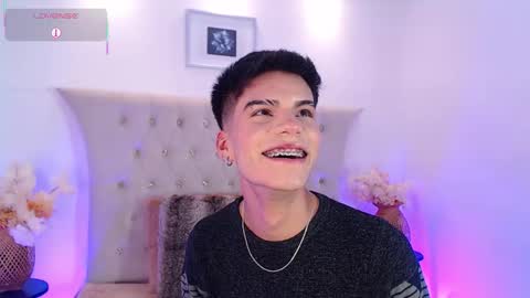 Dulcey online show from November 26, 4:26 am