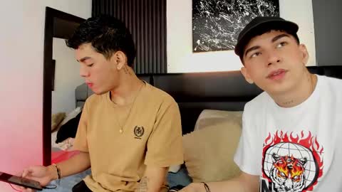 Thomas and Noah online show from October 7, 1:37 pm