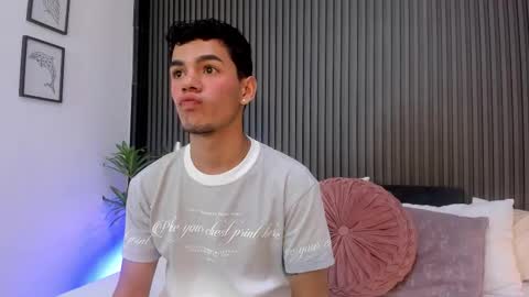 Thomas and Noah online show from October 5, 2:10 pm