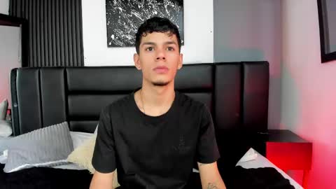 Thomas and Noah online show from September 28, 7:01 pm