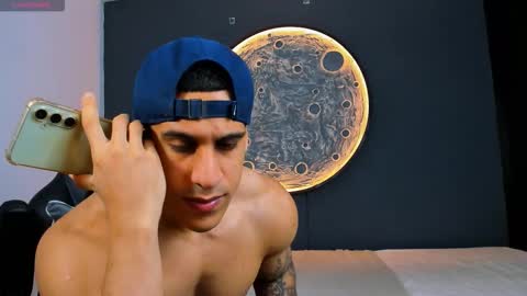 duran_dhikol1 online show from November 1, 6:06 am