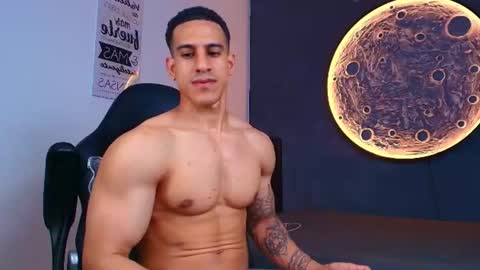 duran_dhikol1 online show from June 19, 1:00 am
