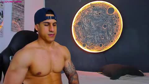 duran_dhikol1 online show from February 12, 3:23 am