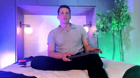 Dustin Sonne online show from January 9, 3:34 am