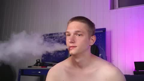 Dustyn online show from September 20, 5:35 pm