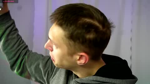 Dustyn online show from December 5, 2:55 pm