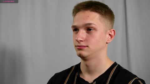 Dustyn online show from January 24, 2:51 pm