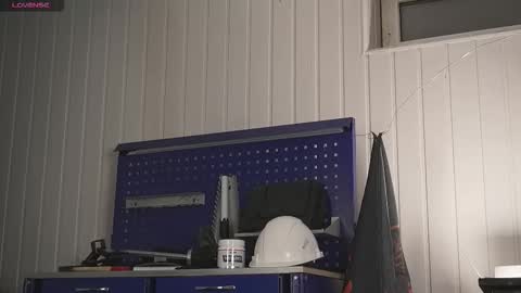 Dustyn online show from September 8, 4:39 pm