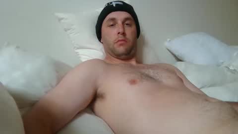 dustyroy09 online show from December 30, 2:31 am