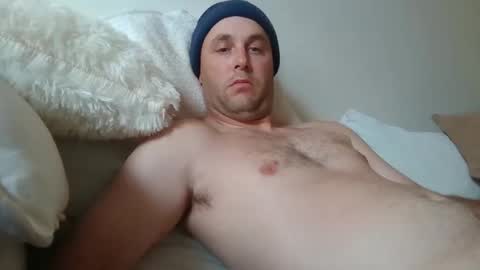 dustyroy09 online show from March 14, 5:47 am