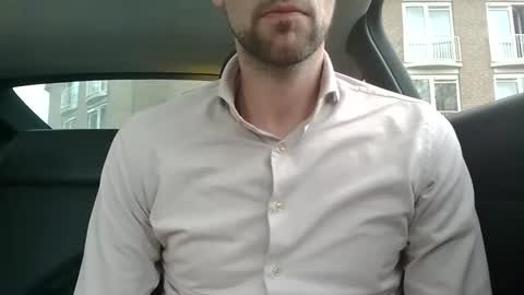 Snapshot of dutchthickdad chatting on October 28, 2:19 pm DutchThickDad online show from October 28, 2:19 pm