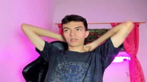 Dylan online show from October 3, 11:37 am