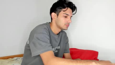 Dylan online show from December 2, 8:01 pm